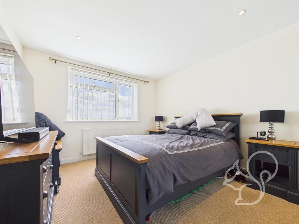 Principal bedroom