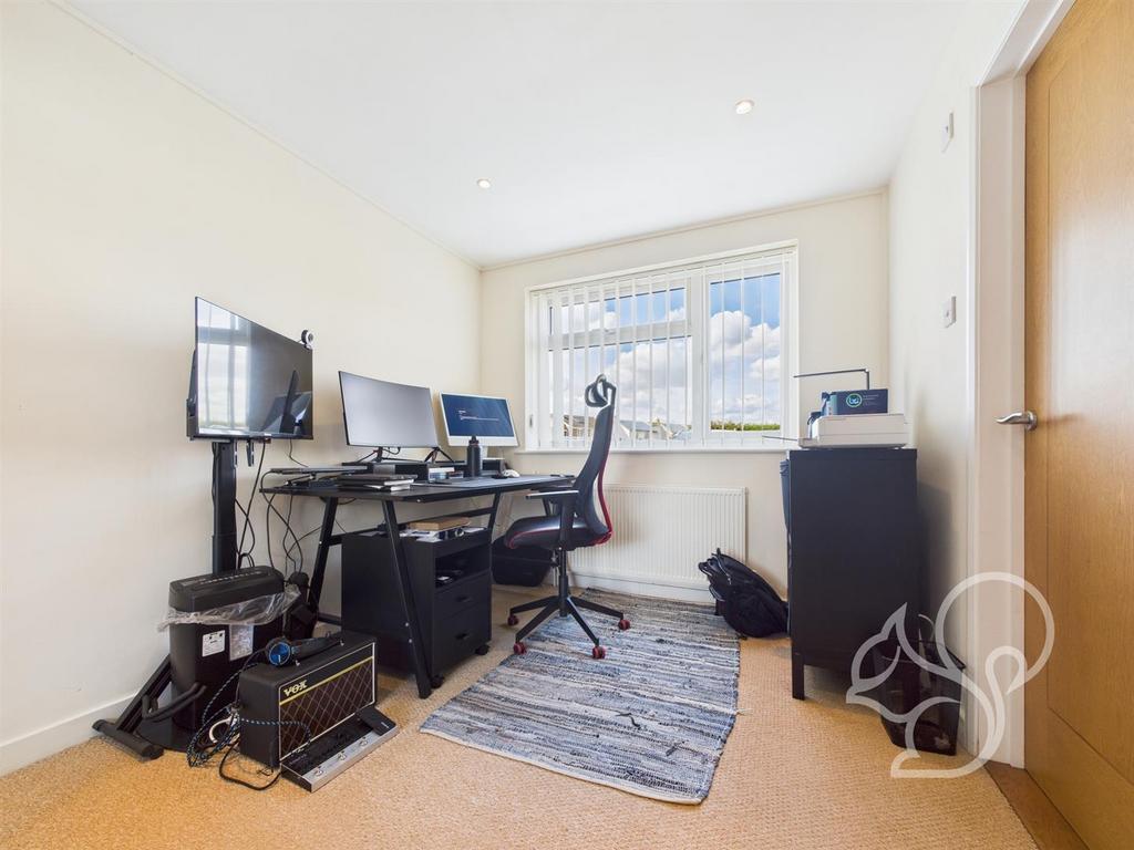 Second bedroom