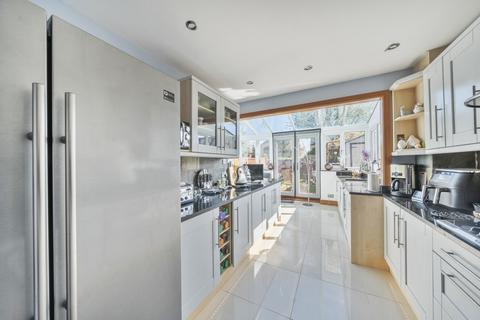 undefined, Cecil Court, High Barnet, EN5