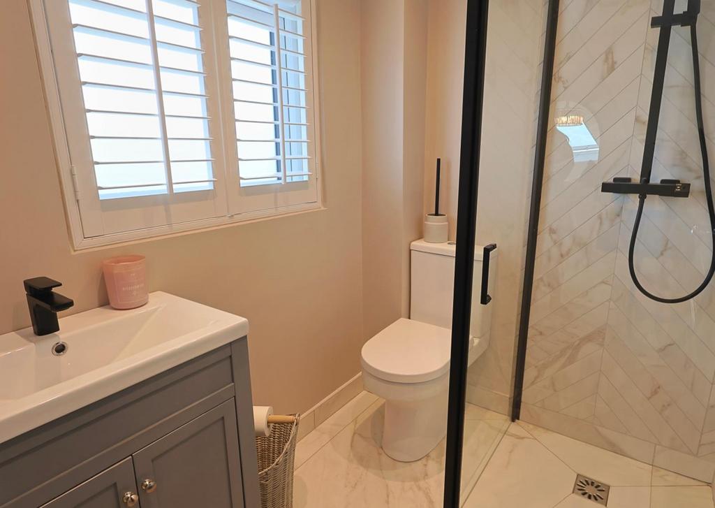 Ensuite