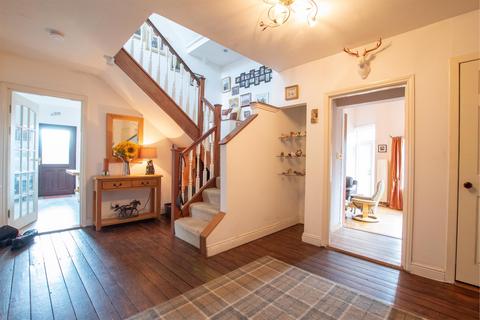 79 Kings Road, Beith, KA15 2BN