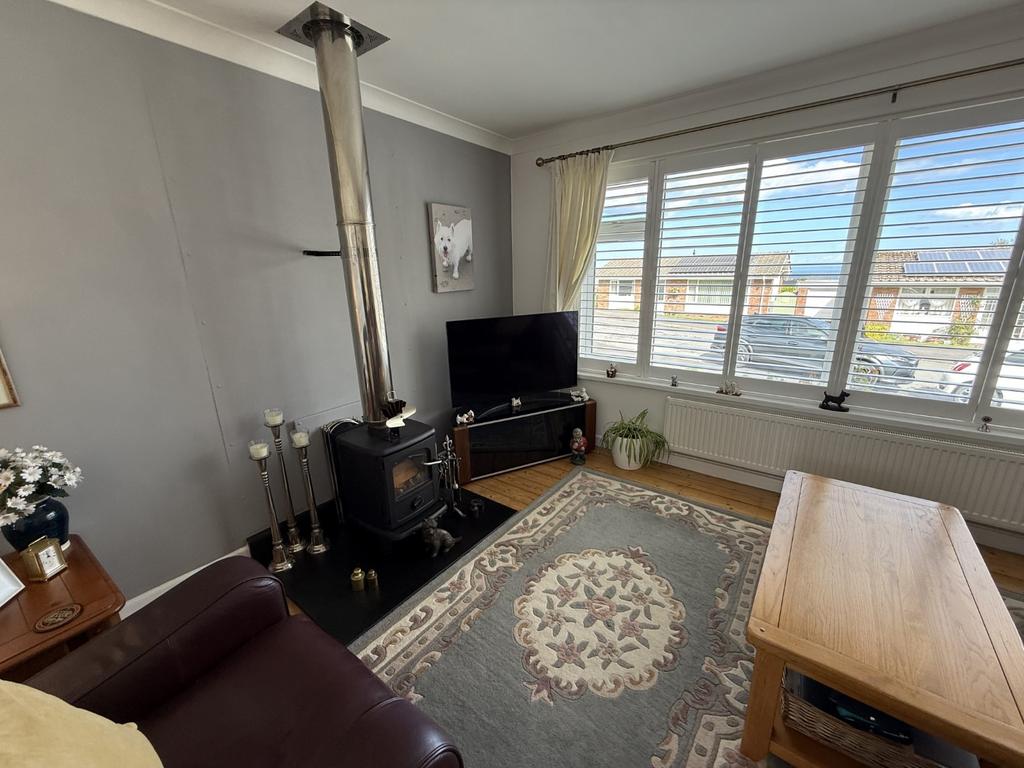 Front Lounge
