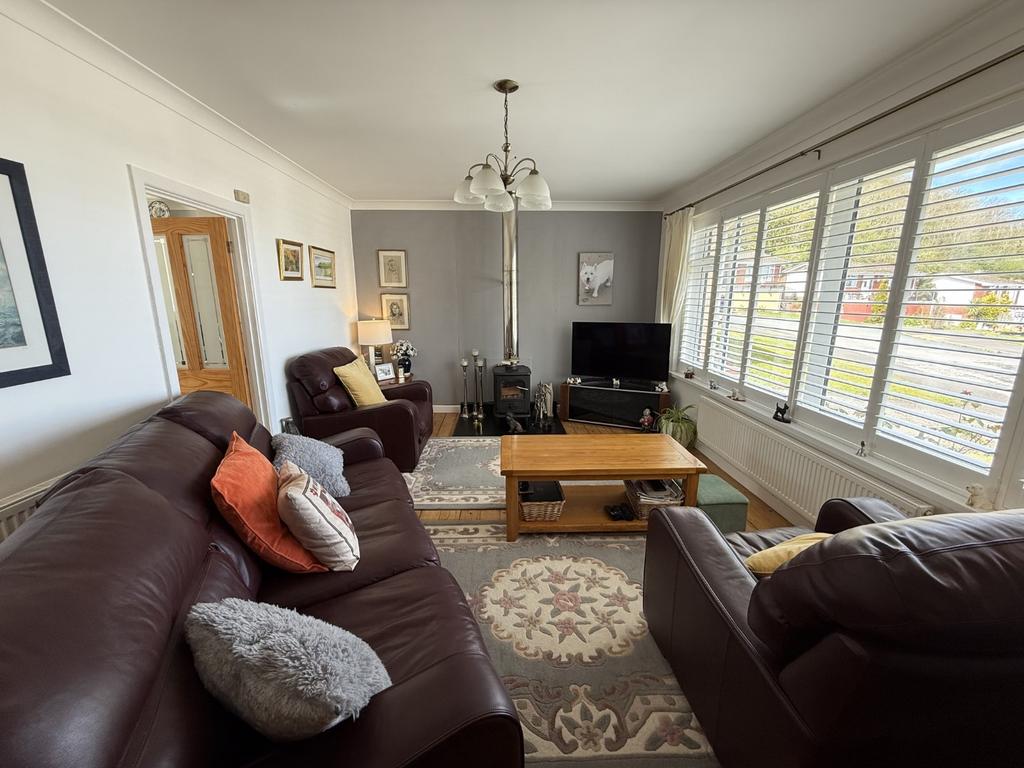 Front Lounge