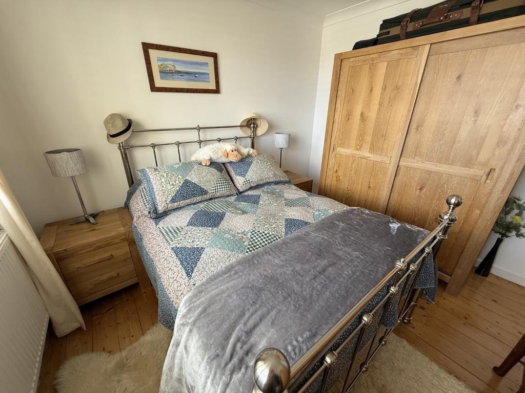 Front Double Bedroom 1