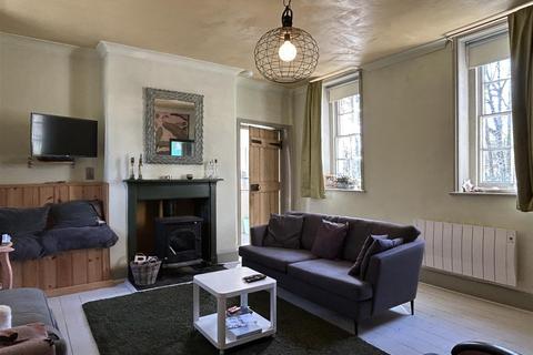 undefined, Eggesford