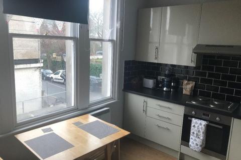 4 bedroom ground floor flat to rent, King's Road, Bristol BS8