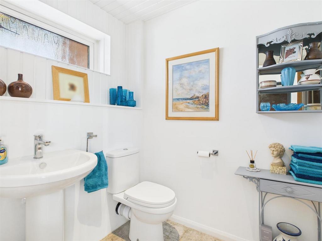 Ground Floor WC