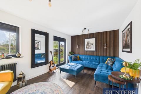 3 bedroom townhouse for sale, Flemingate Court, Beverley, HU17 0SZ