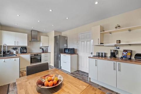 11 Coniston Road, Askern, Doncaster, DN6 0EH