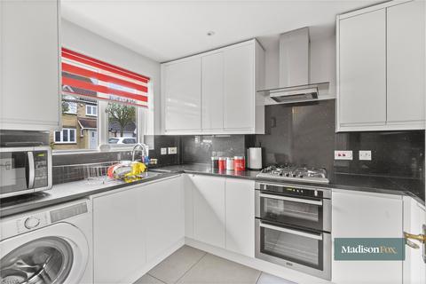3 bedroom semi-detached house for sale, Brookfield, Thornwood CM16