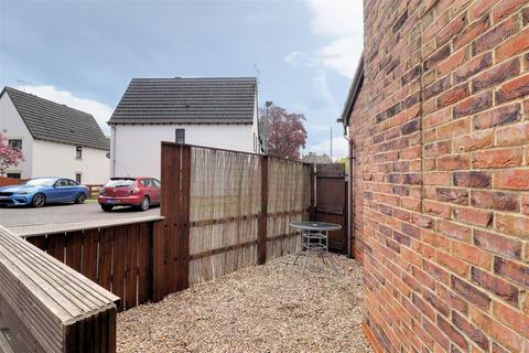 2 bedroom coach house for sale, Court View, Stonehouse