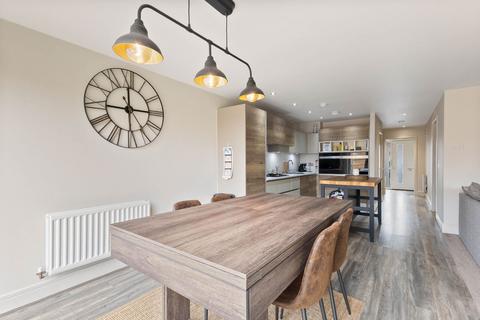 4 bedroom detached house for sale, Conqueror Way, Pontefract WF8