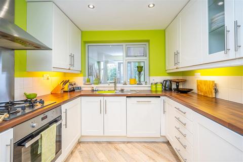 undefined, 76 Woodfield Heights, Tettenhall, Wolverhampton, WV6 8PT