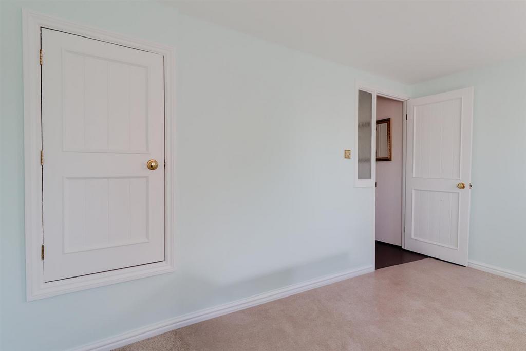 Bedroom 2 (2).jpg