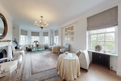 3 bedroom apartment for sale, South Lodge, Circus Road, London, NW8