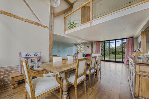 undefined, Laddingford, Maidstone