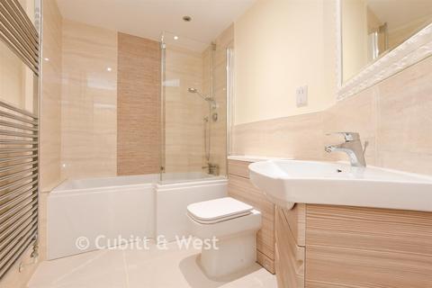 4 bedroom semi-detached house for sale, Somerset Gardens, Meadvale, Surrey