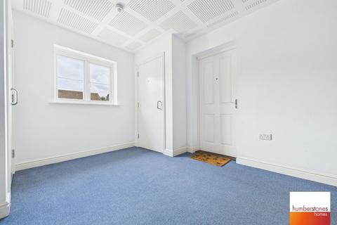 24 Charter Place, Oldbury, B68 0PD