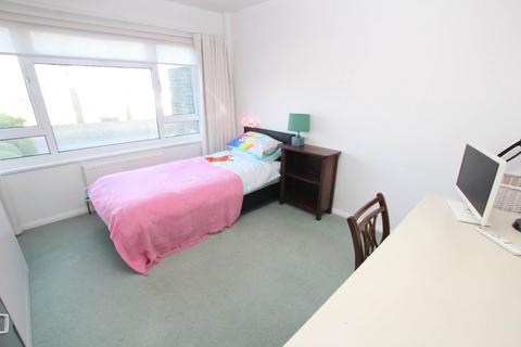 2 bedroom flat for sale, Compton Place Road, Eastbourne, BN21 1EE