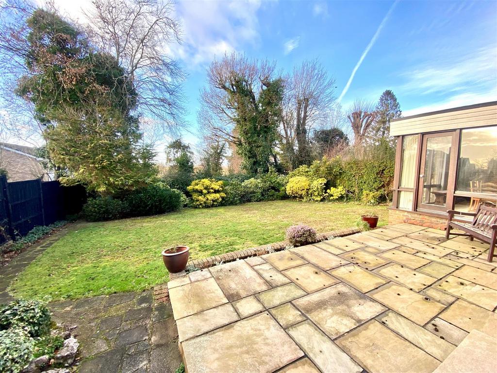 23 Heath rear gdn.jpg