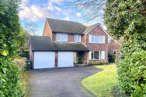 4 bedroom detached house for sale, Heath Road, Potters Bar EN6