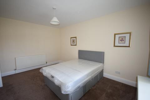 2 bedroom flat to rent - Cyprus Avenue, Lytham St. Annes, Lancashire, FY8