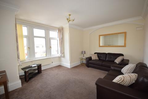 2 bedroom flat to rent, Cyprus Avenue, Lytham St. Annes, Lancashire, FY8