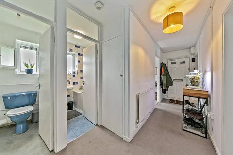 3 bedroom apartment for sale, Magnolia Court, West Hall Road, Kew, Surrey, TW9