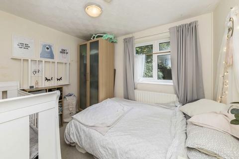 2 bedroom flat to rent, Anglesea Road, Kingston Upon Thames KT1
