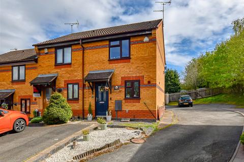 9 Bankside, Wombourne, Wolverhampton, WV5 8BE
