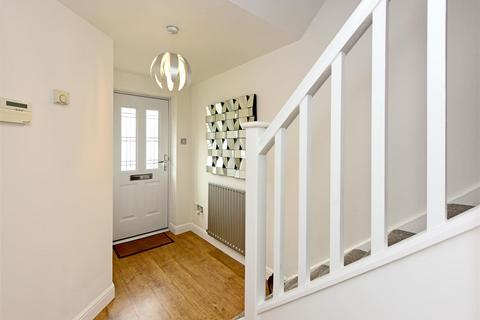 9 Bankside, Wombourne, Wolverhampton, WV5 8BE