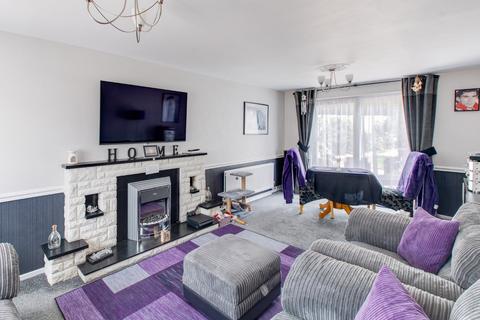 6 Rowan Close, Bromsgrove, B61 8RP