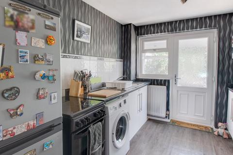 6 Rowan Close, Bromsgrove, B61 8RP