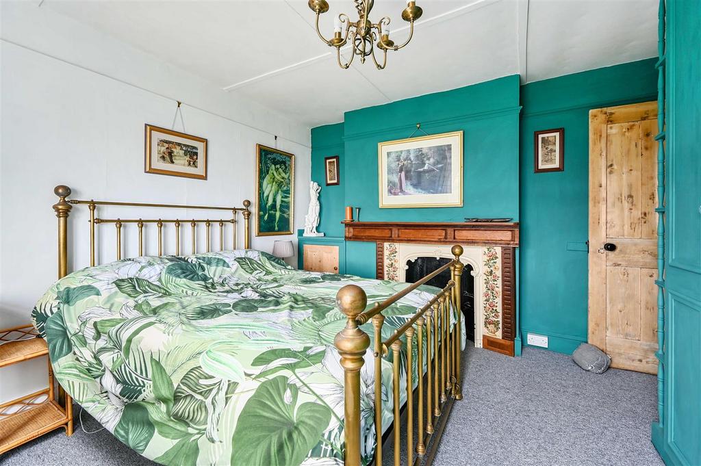 5 ST MARYS TERRACE - TN343 LS (39).jpg