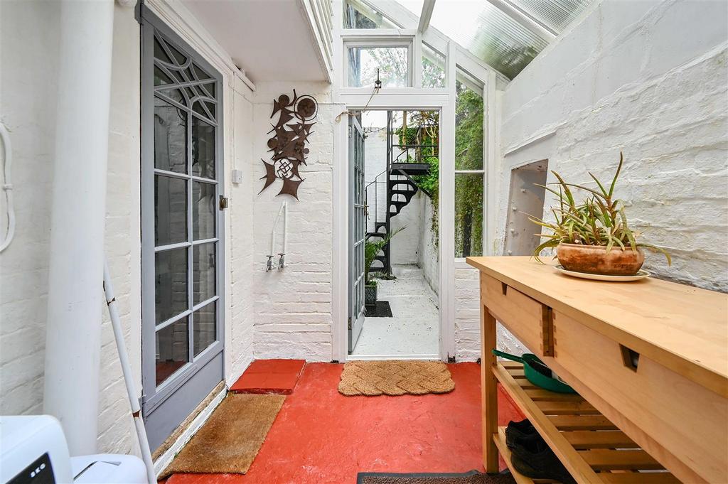 5 ST MARYS TERRACE - TN343 LS (48).jpg