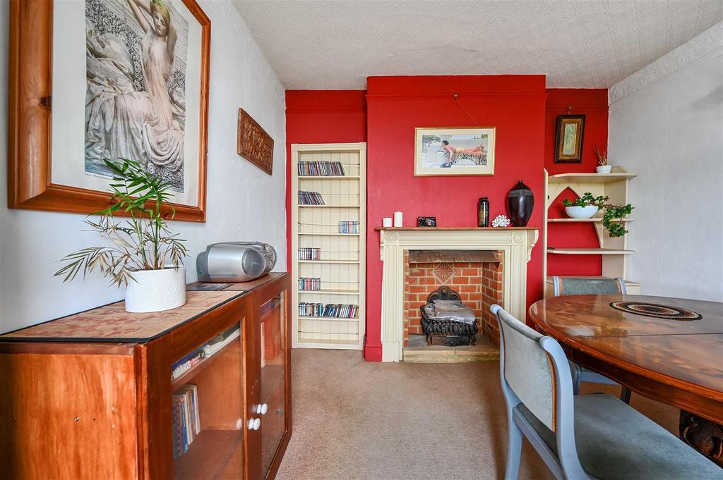 5 ST MARYS TERRACE - TN343 LS (31).jpg