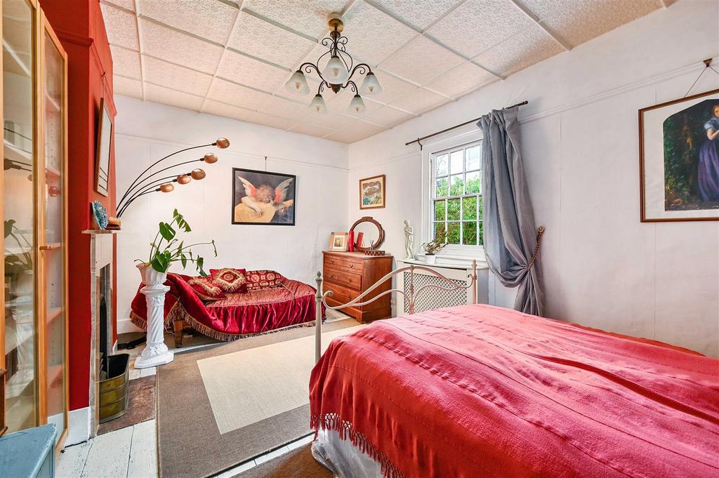 5 ST MARYS TERRACE - TN343 LS (41).jpg