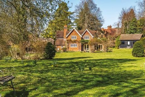 4 bedroom farm house for sale, Wanborough, Guildford, Surrey, GU3 2JR