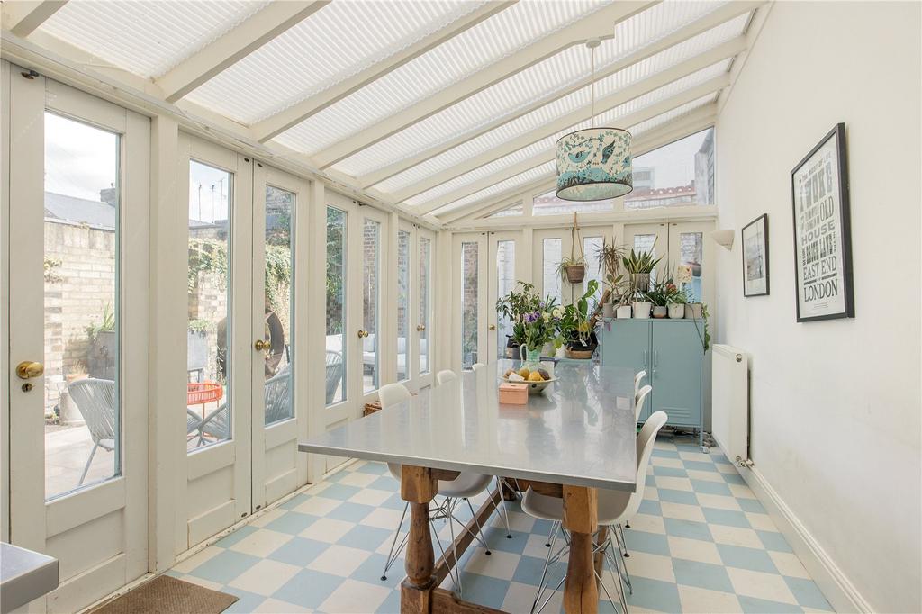 Garden/Dining