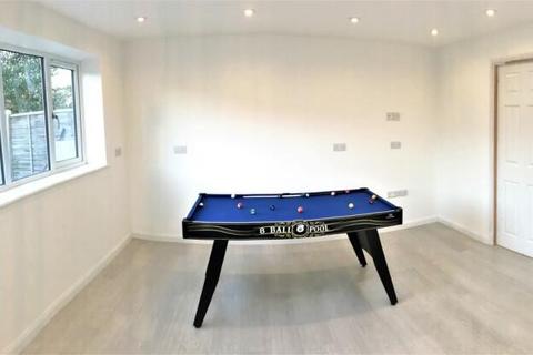 1 bedroom house to rent, Muller Road, Bristol BS7
