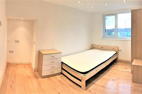 1 bedroom house to rent, Muller Road, Bristol BS7