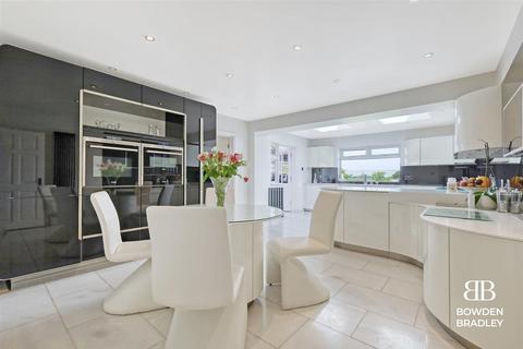 Stocks Farm Murthering Lane, Stapleford Abbotts, Romford, RM4 1JT