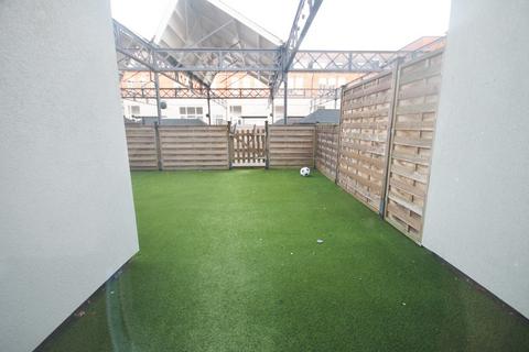 undefined, Clarendon Park, Wheatsheaf Court, LE2