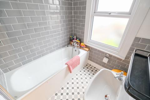18 Perry Hall Road, Orpington, BR6 0HS