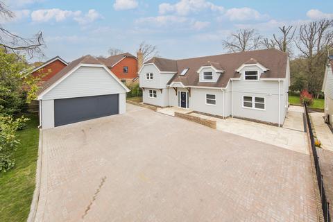 4 bedroom detached house for sale, Walshes Road, Crowborough