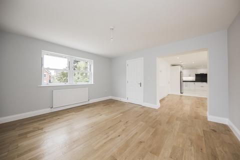 4 bedroom detached house for sale, Walshes Road, Crowborough