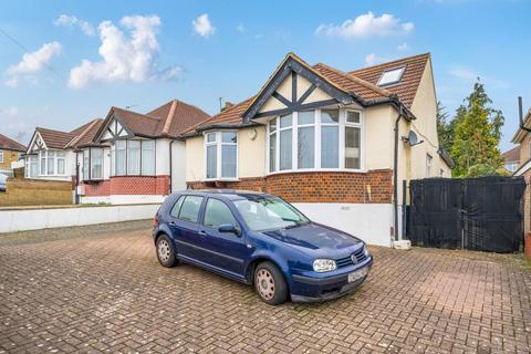 4 bedroom bungalow for sale, Stoneyfields Gardens, Edgware, Middx, HA8