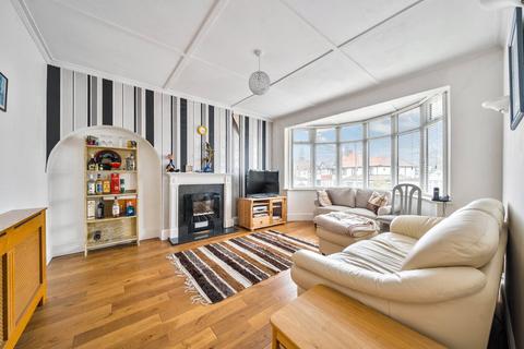 4 bedroom bungalow for sale, Stoneyfields Gardens, Edgware, Middx, HA8