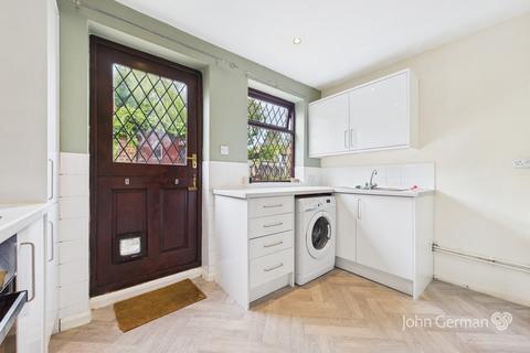 22 Churnet Row, Rocester, Uttoxeter, ST14 5JT