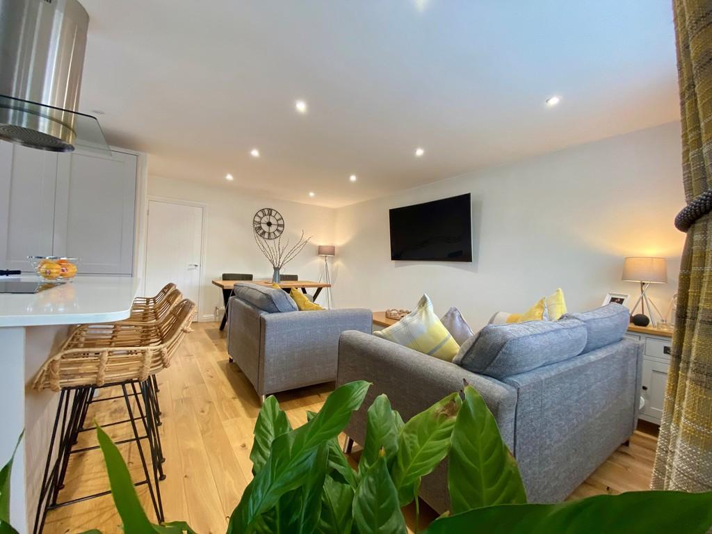 Living room 4